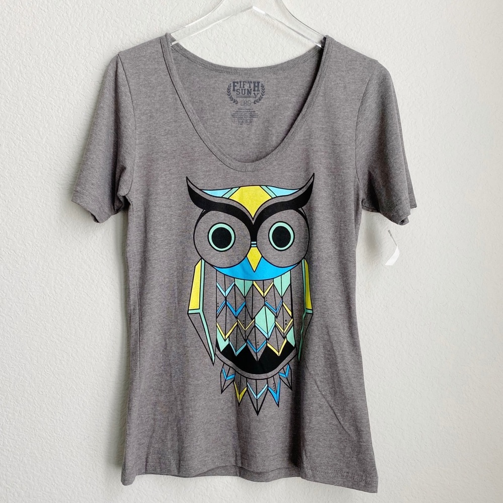Fifth Sun Gray t-shirt with tribal owl design L
